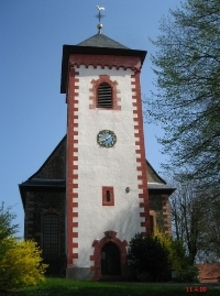 Evangelische Kirche St. Bonifatius in Mittelbuchen 
